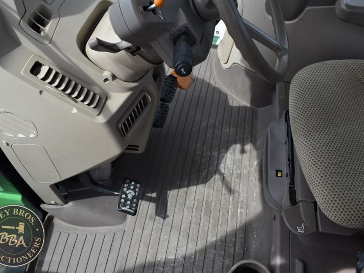 2023-john-deere-6r-145-image-40