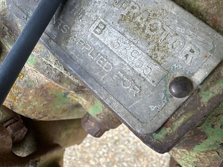 john-deere-b-image-6