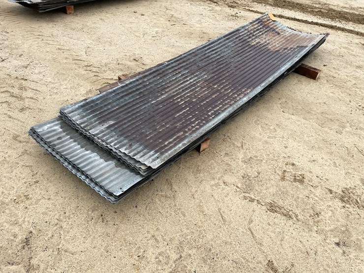 #3977-•-(16)-corrugated-steel-siding-image-3