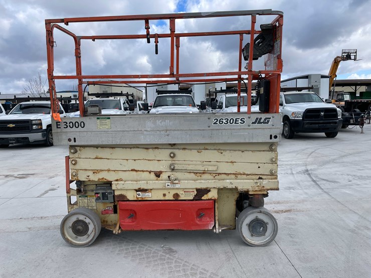 2008-jlg-2630es-image-8