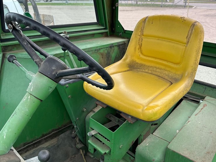 john-deere-4020-image-15