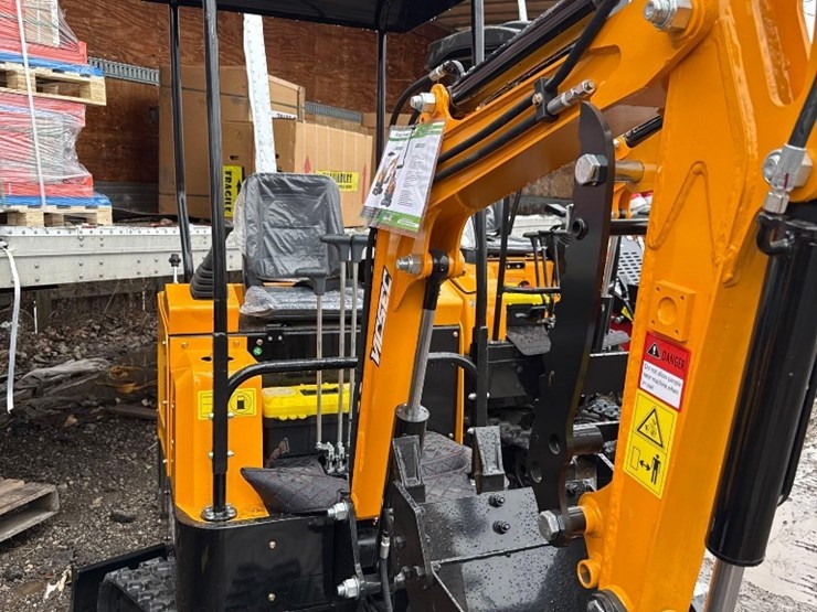 new-vicsec-co-mini-excavator-model-vc15-image-3