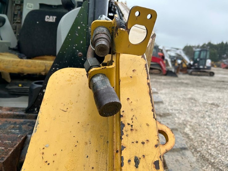 caterpillar-279c-image-11