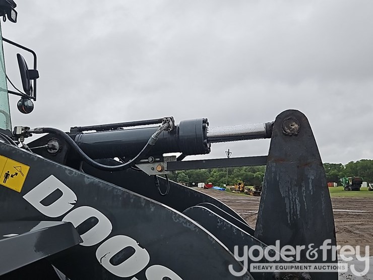 doosan-dl220-image-12