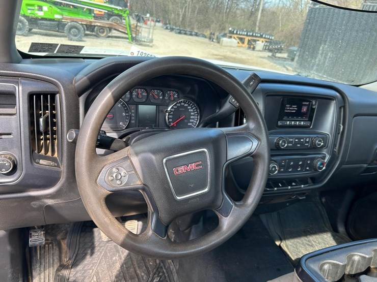 2015-gmc-sierra-1500-image-21