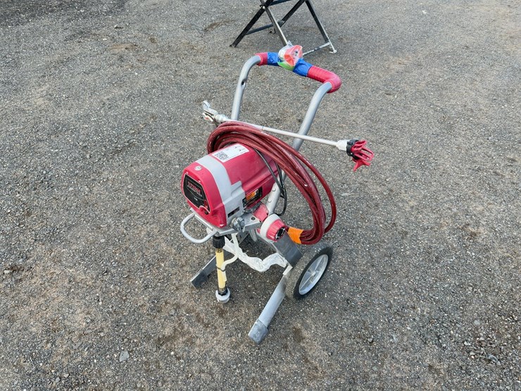 titan-advantage-200-airless-paint-sprayer-image-1