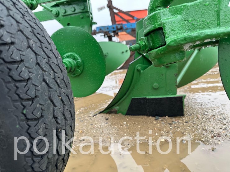 john-deere-f125-image-4