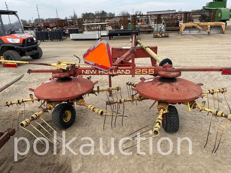 new-holland-255-image-6