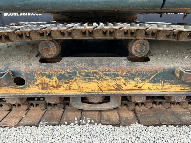 hyundai-hx145-lcr-image-18