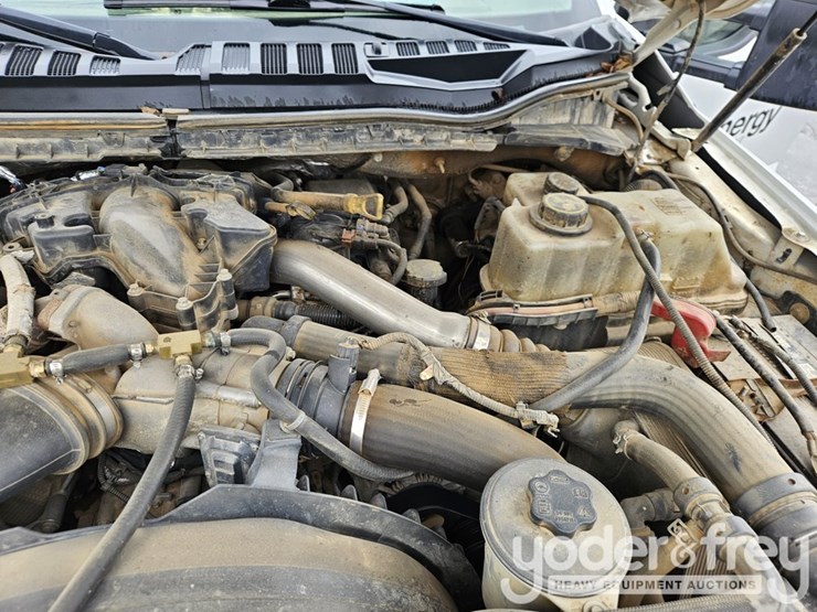 2018-ford-f550-xl-image-18