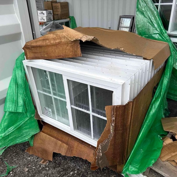 (14) New Lippert Components Inc 36in x 24in Steel Building/Shed Windows Model KII-A-24-00920-00002