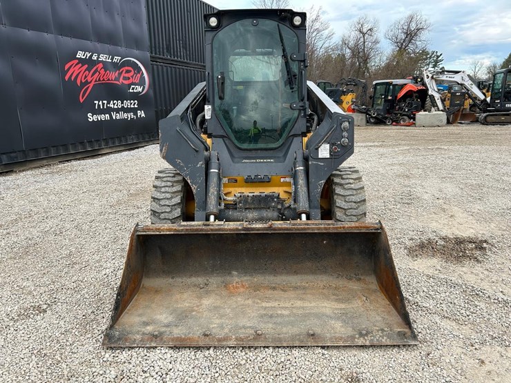 2020-deere-332g-image-7