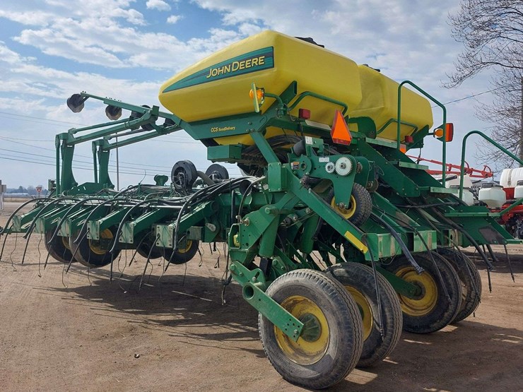 john-deere-1790-image-4