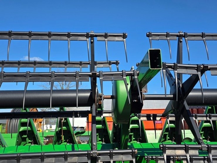 2013-john-deere-640fd-image-39