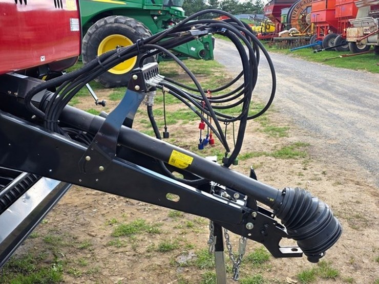 2023-case-ih-rb455-image-6