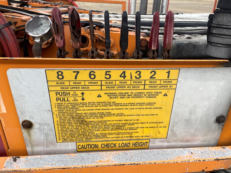 #110-•-2014-volvo-car-hauler-semi-and-trailer-(has-wi-title)-image-19