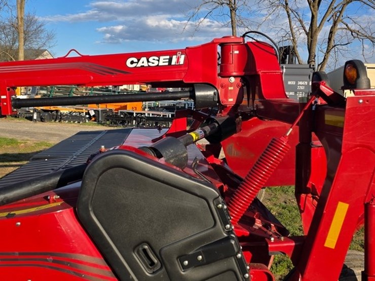 2023-case-ih-dc135-image-33