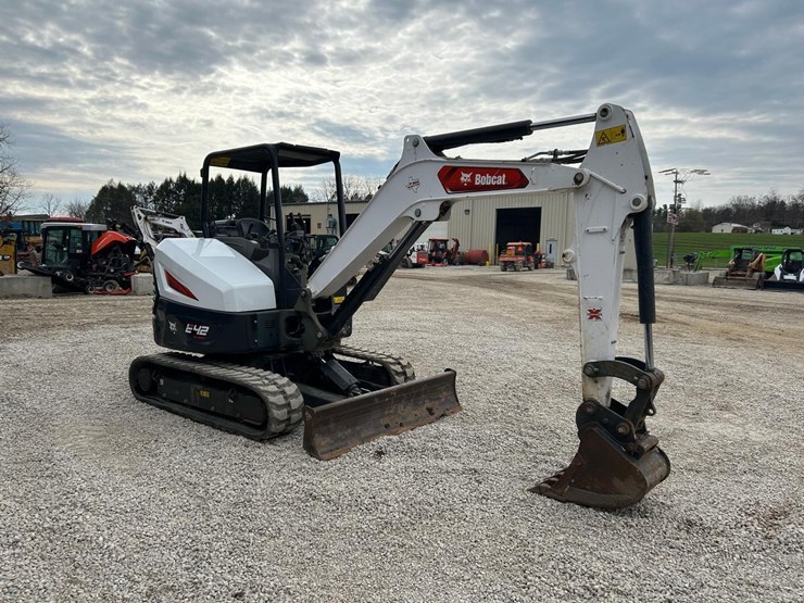 2022-bobcat-e42-image-6