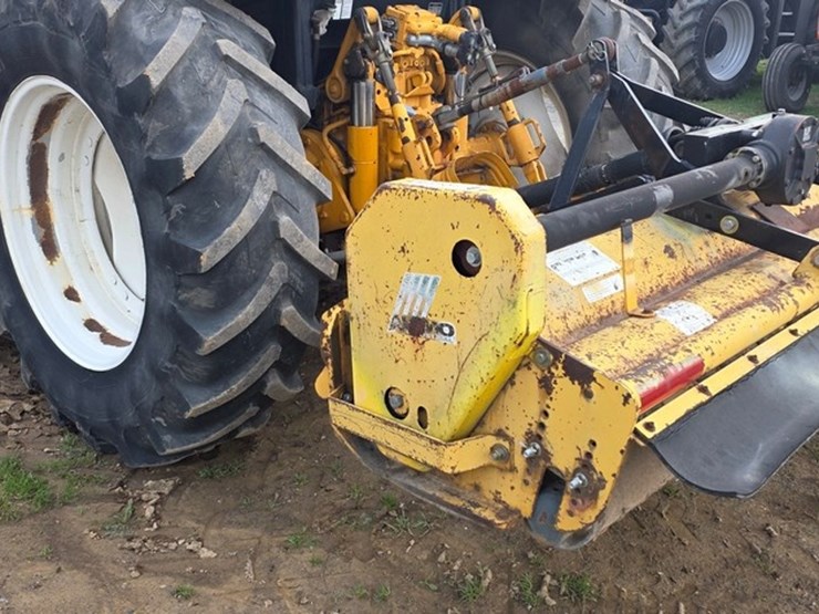 2006-new-holland-ts135a-image-25