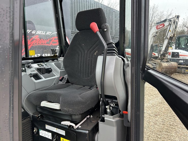 2026-bobcat-e35-image-18