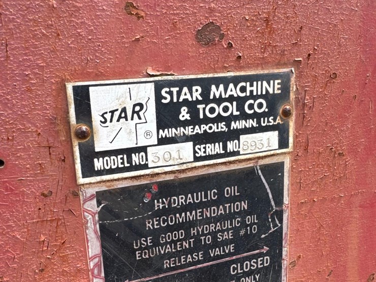 1999-ford-f350-image-16