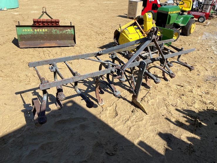 #3967-•-3-point-cultivator-image-5