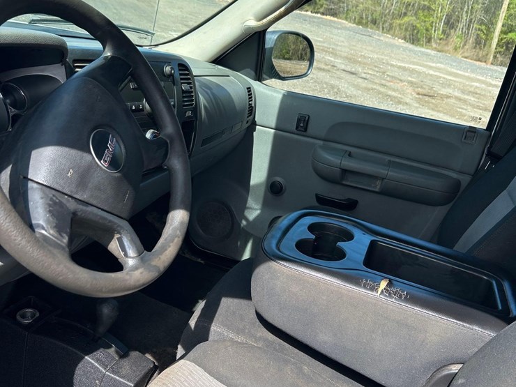 2007-gmc-sierra-2500hd-image-22