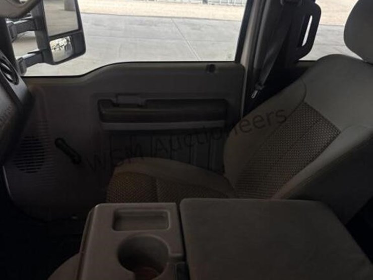 2014-ford-f250-image-27