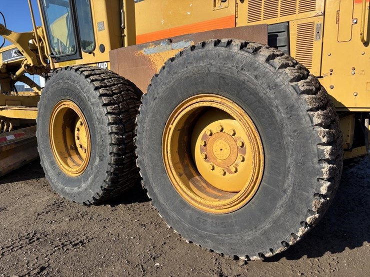 caterpillar-143h-image-37