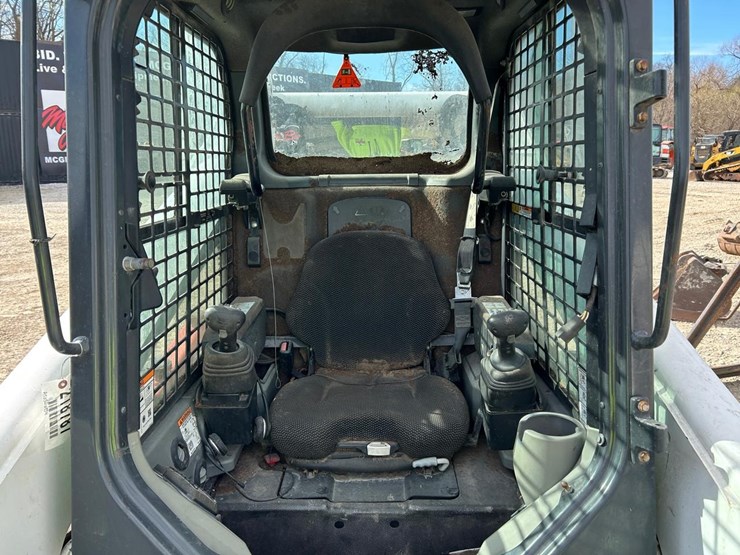 2021-bobcat-t770-image-11