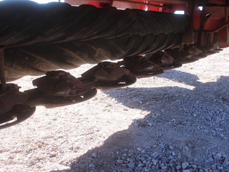 new-holland-1431-image-14