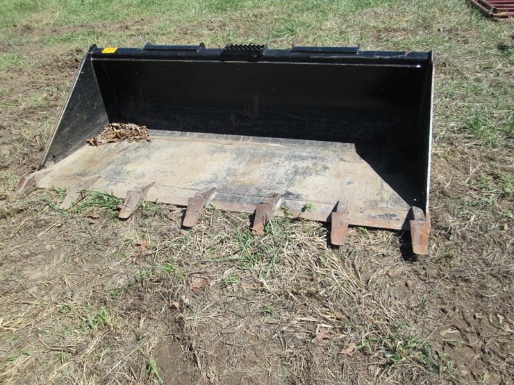 john-deere-72-image-1