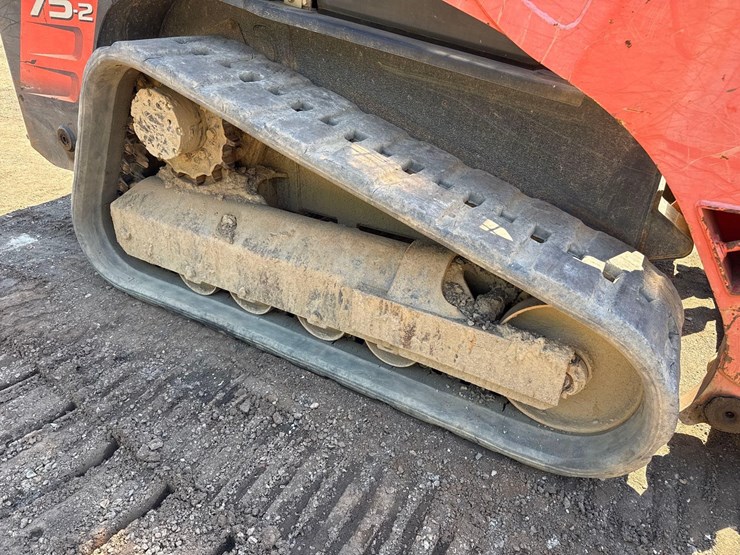 2015-kubota-svl75-2-image-13