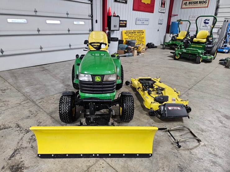 john-deere-x720-image-8