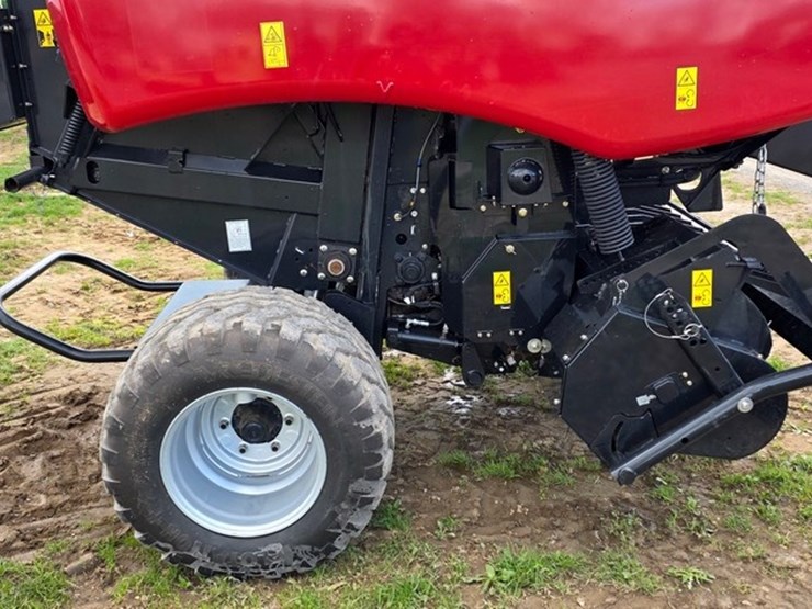 2023-case-ih-rb455-image-9