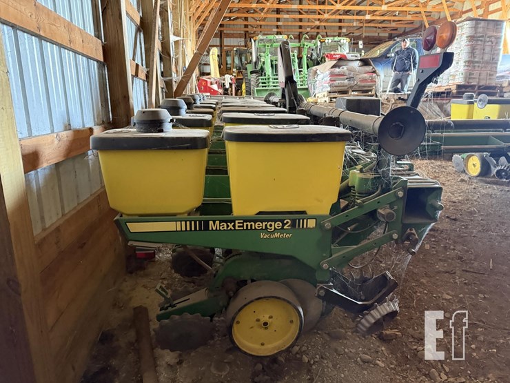 1993-john-deere-7200-image-13