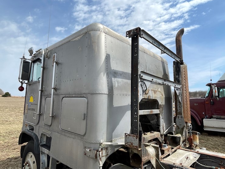 1982-caterpillar-3406-image-19