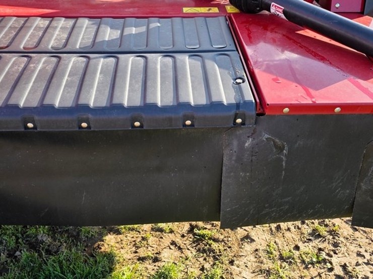 2023-case-ih-dc135-image-34