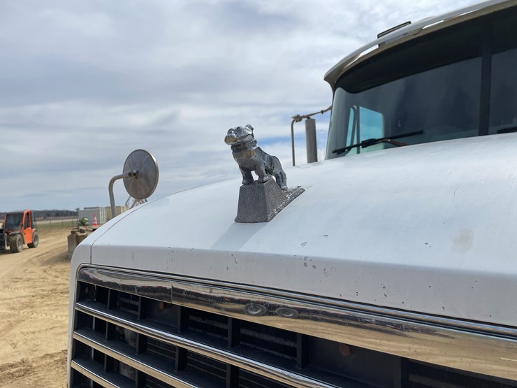 #400-•-1997-mac-ch600-semi-(has-wi-title)-image-10