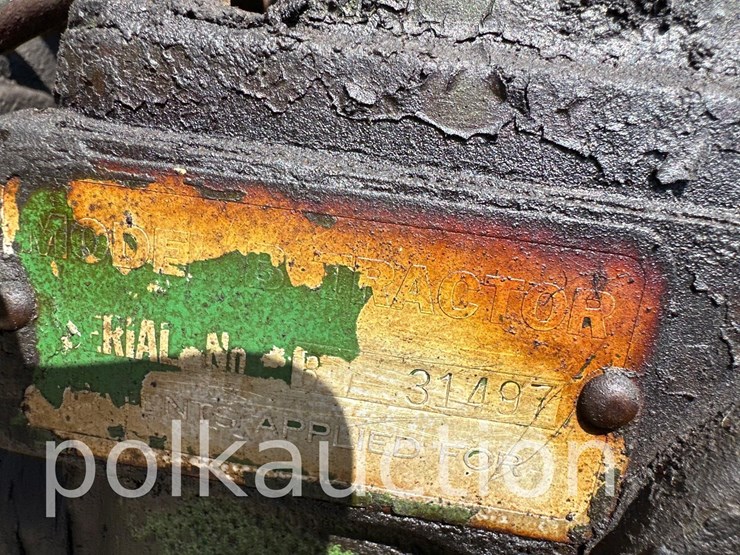 john-deere-b-image-11