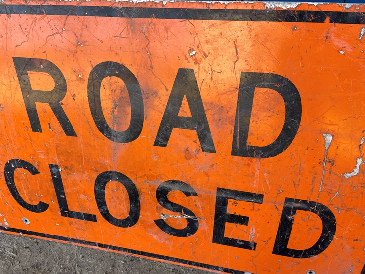 #3931-•-metal-retired-road-sign-image-7