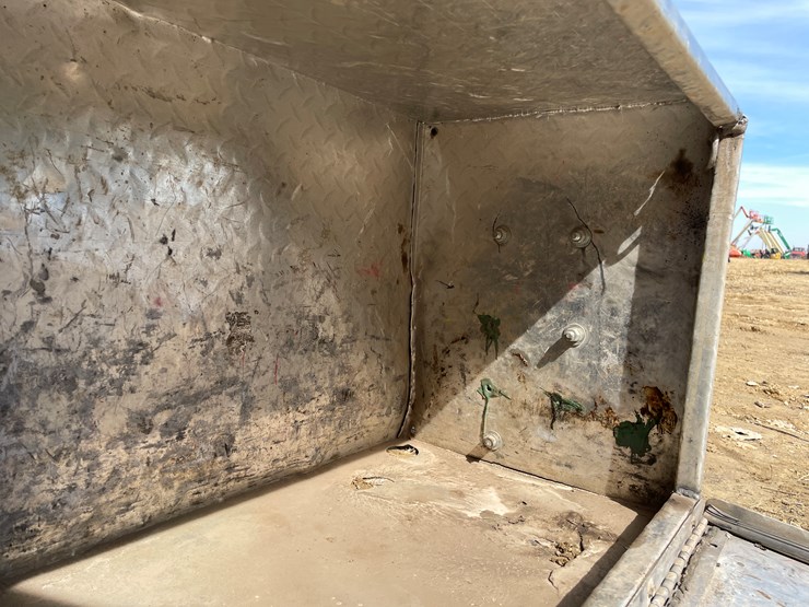 #3971-•-(2)-aluminum-truck-tool-box's-image-16