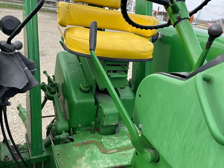 john-deere-4020-image-16