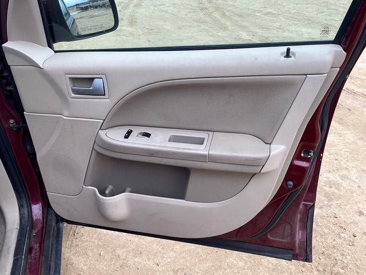 2006-ford-freestyle-image-51