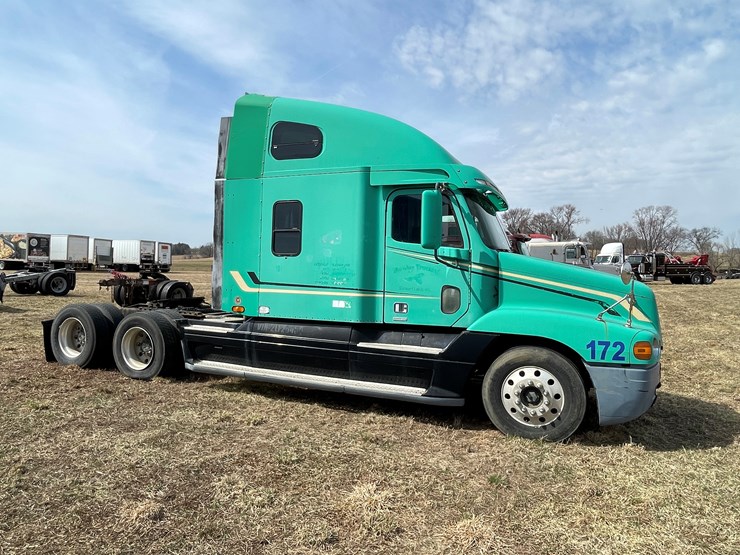 2002-caterpillar-c15-image-4