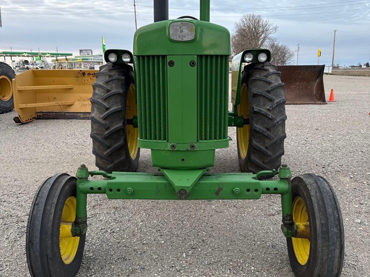 john-deere-730-image-2