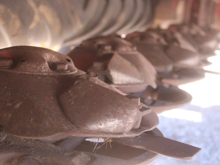 new-holland-1431-image-17