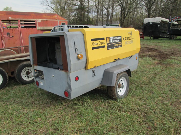 2013-deere-tires-image-3