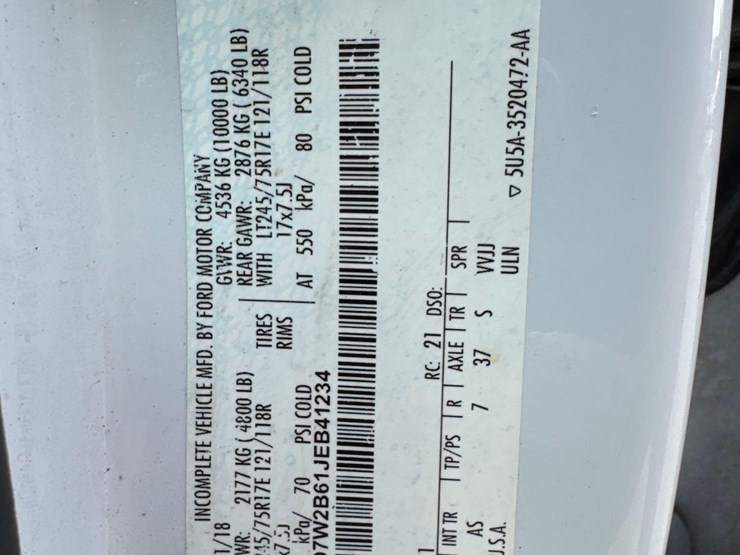 2018-ford-f250-xl-image-10