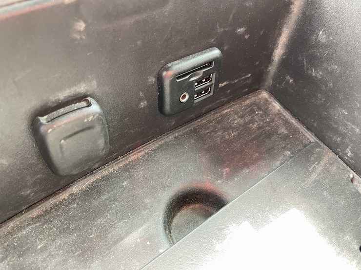 2014-chevrolet-1500-image-78